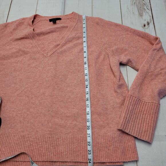 J. Crew supersoft yarn alpaca pink knit sweater V neck merino wool - Picture 2 of 11